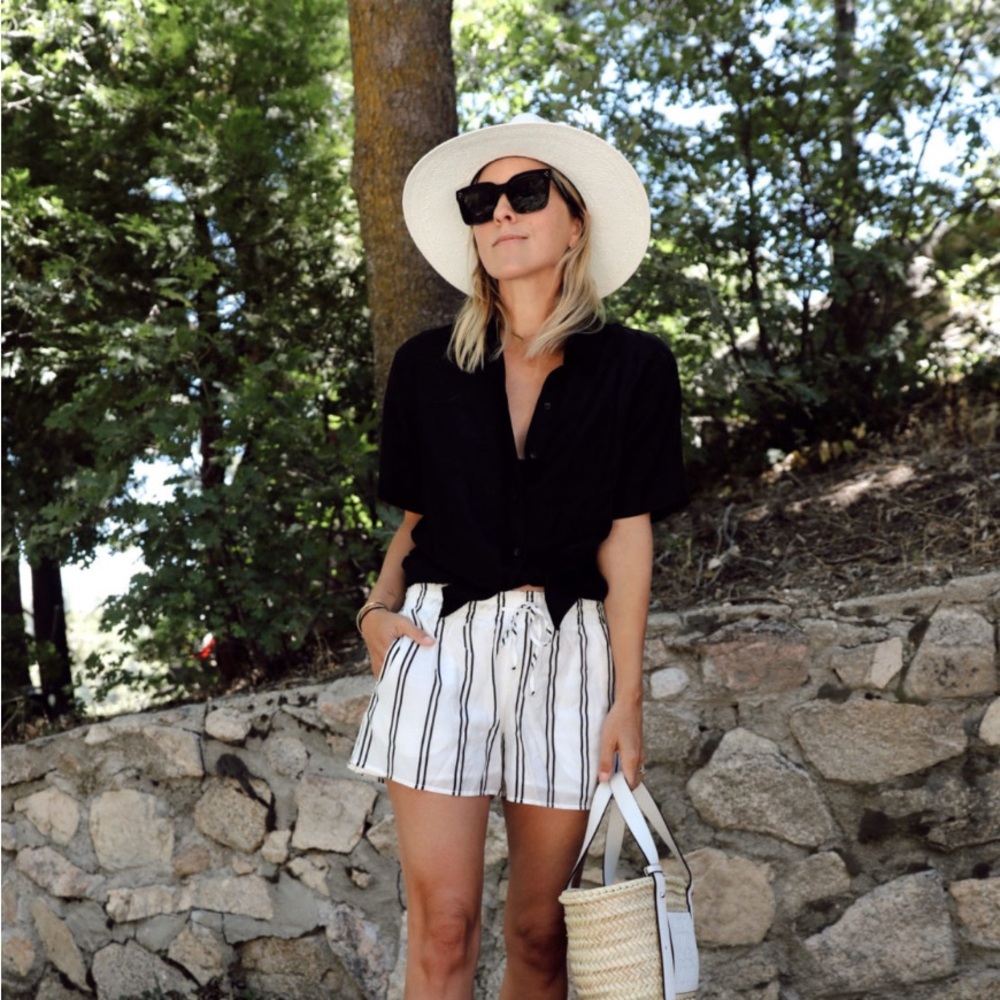 Jacey Duprie x Summersalt Shorts